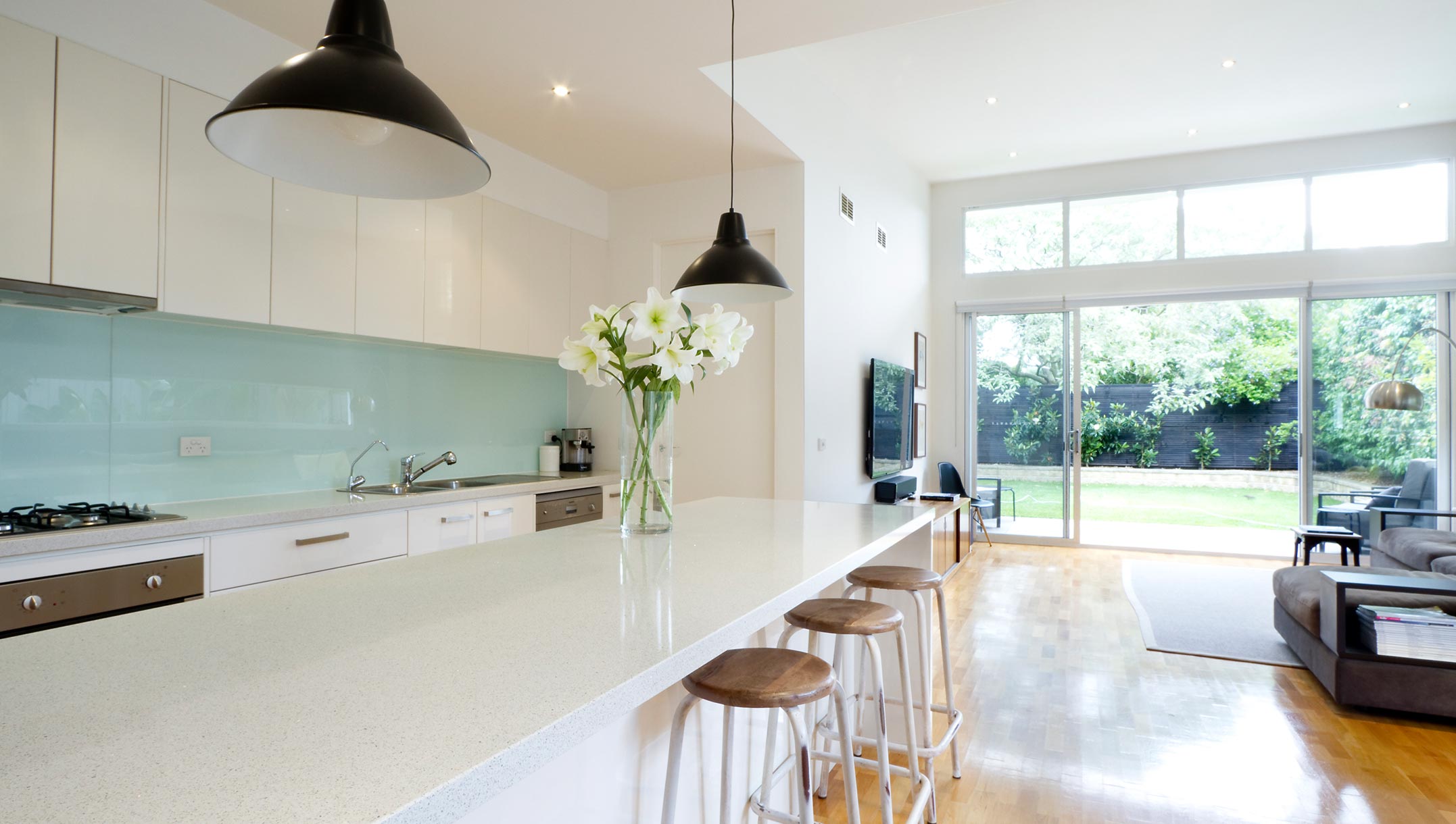 Large modern kitchen lounge with garden